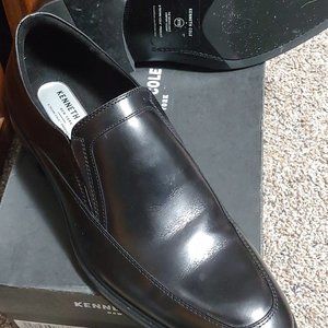 Kenneth Cole Loafer with Techni-cole, size 10, worn once